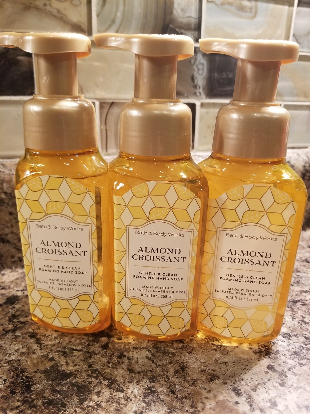 Bath & Body Works Almond Croissant Foaming Hand Soap - Cream/Gold